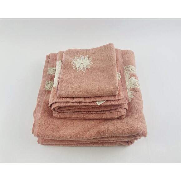 Vintage Utica J.P. Stevens Pink Cream Towel Set 5 Fine Fashion Delicate Applique - Picture 16 of 16